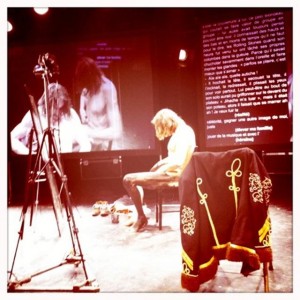 JE DEVIENS JIMI HENDRIX (4)