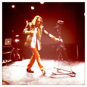 JE DEVIENS JIMI HENDRIX (6)