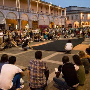 1052477_530744956982043_1355448980_o