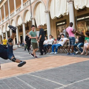 1053106_530747763648429_1965930084_o