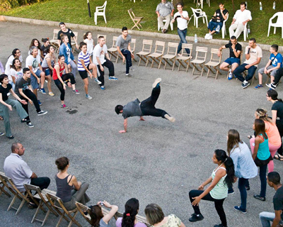 1015524_526815940708278_120316793_o1