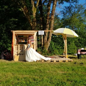 The Empty Shack-Alloue2018 The Empty Shack-Alloue2018